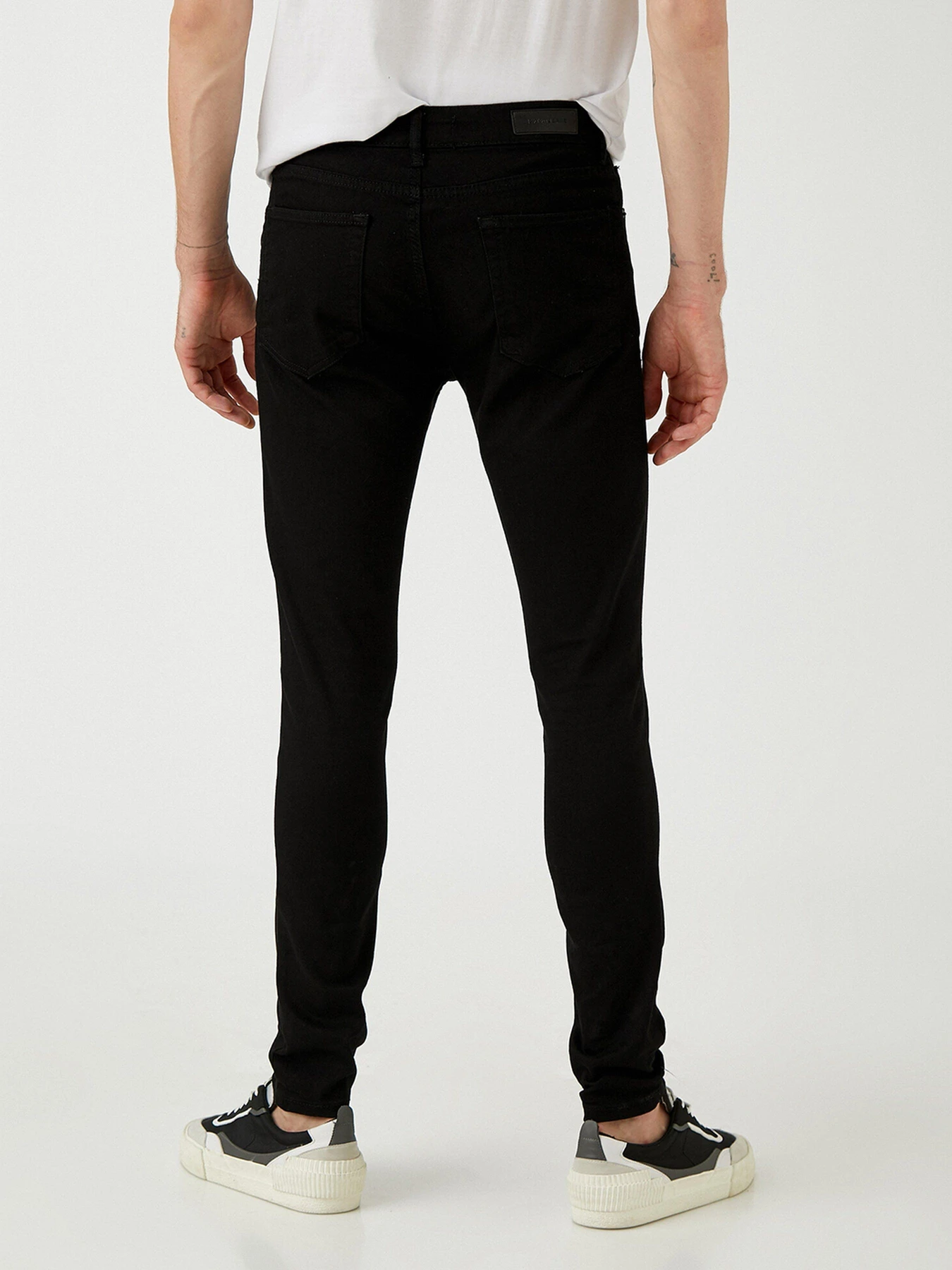 Джинсы Koton Justin Super Skinny модель 2KAM43001MD999 Джинсы Koton Justin Super Skinny модель 2KAM43001MD999 Фото