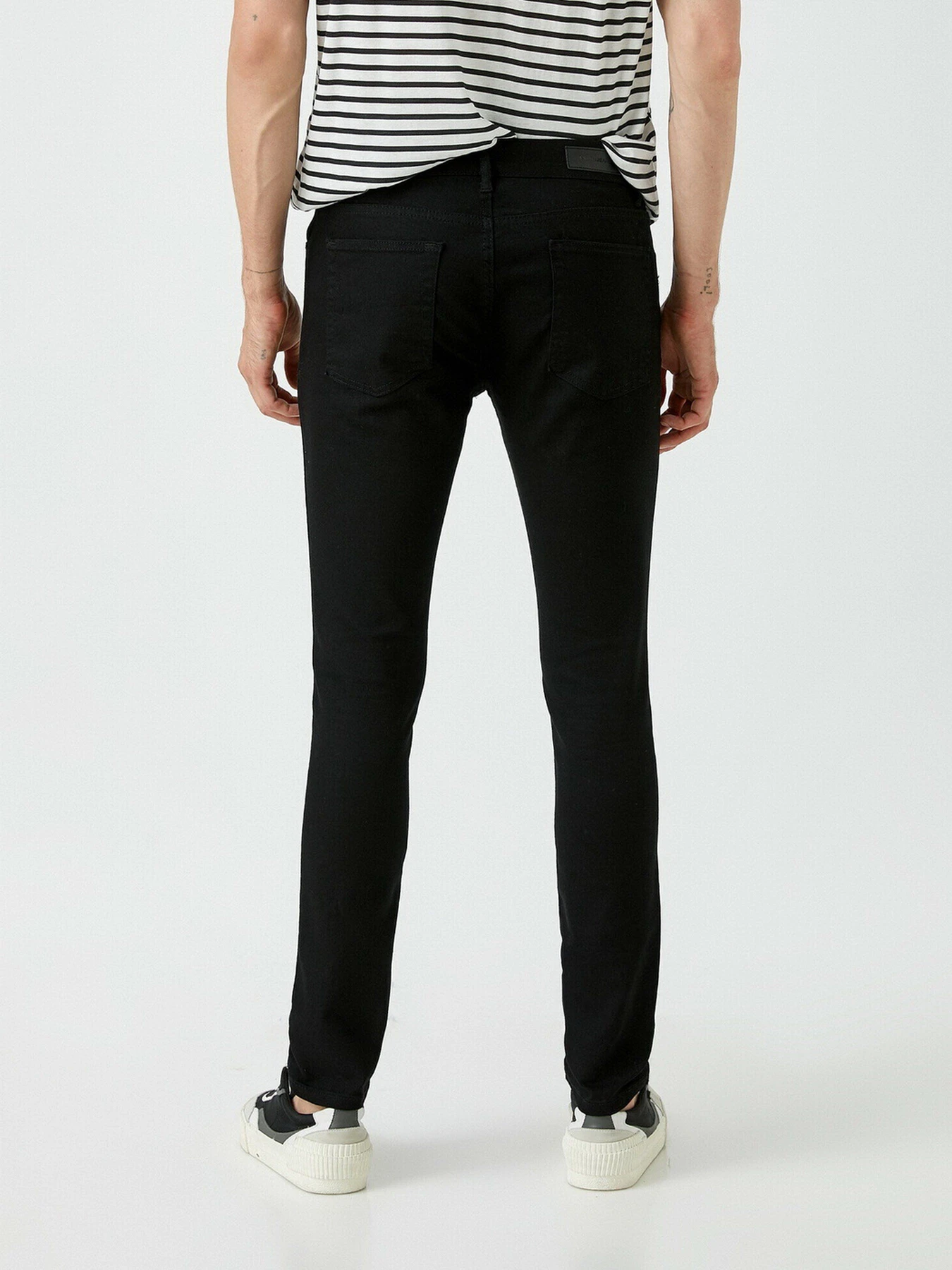 Джинсы Koton Justin Super Skinny модель 2KAM43002MD999 Джинсы Koton Justin Super Skinny модель 2KAM43002MD999 Фото