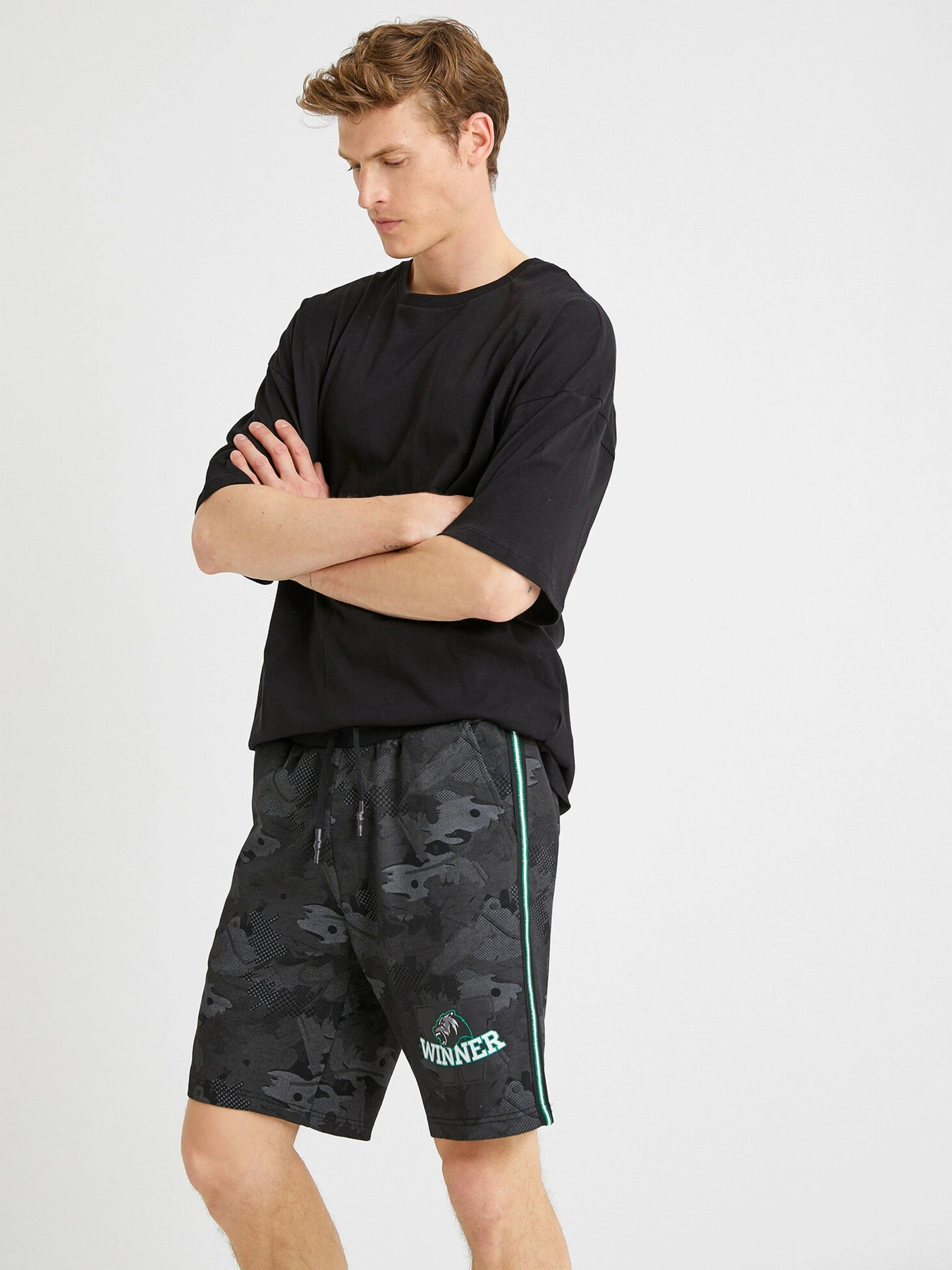 Шорты Koton модель 1YAM41073MK06A Шорты Koton модель 1YAM41073MK06A Фото