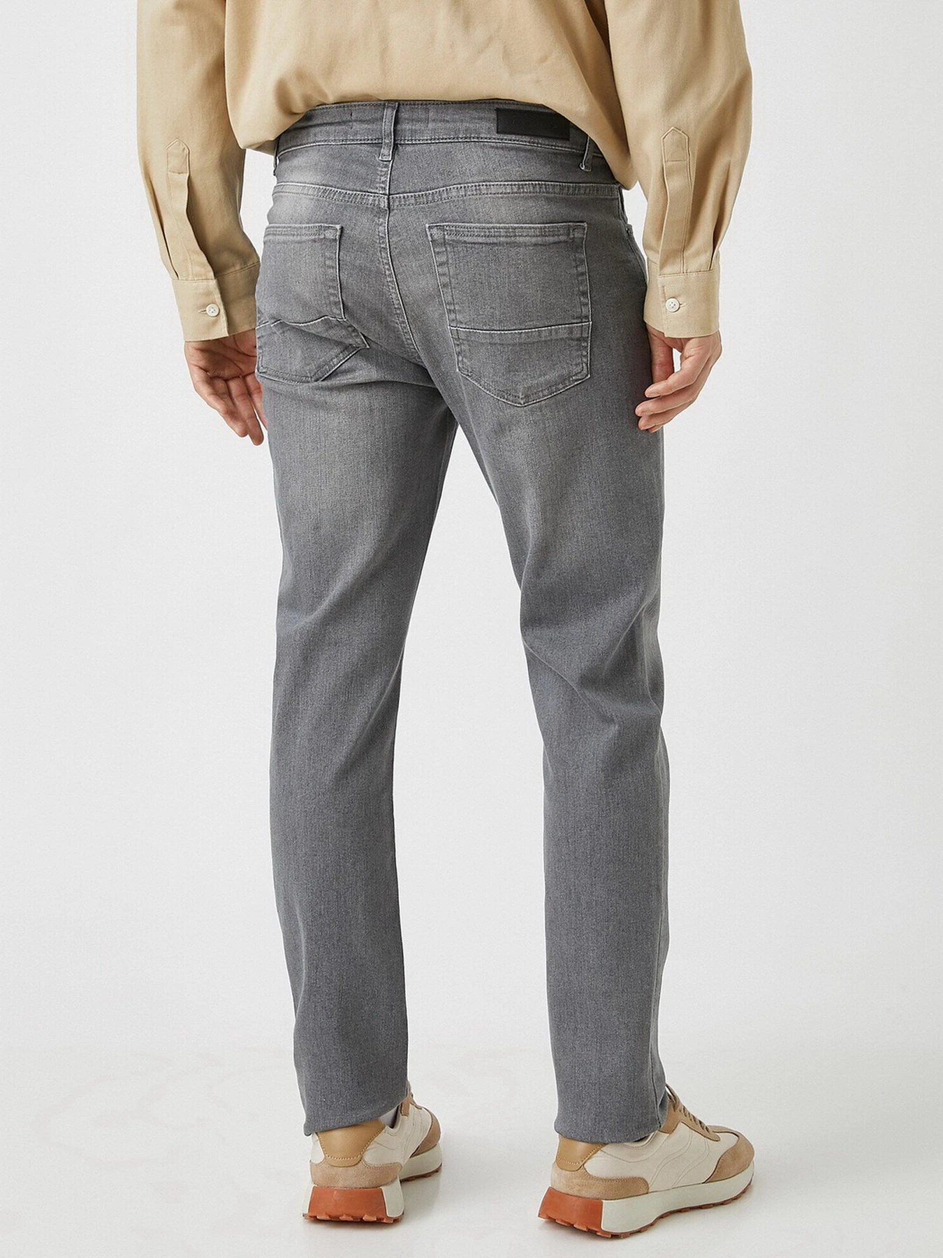 Джинсы Koton Brad Slim модель 2YAM43017LD027 Джинсы Koton Brad Slim модель 2YAM43017LD027 Фото