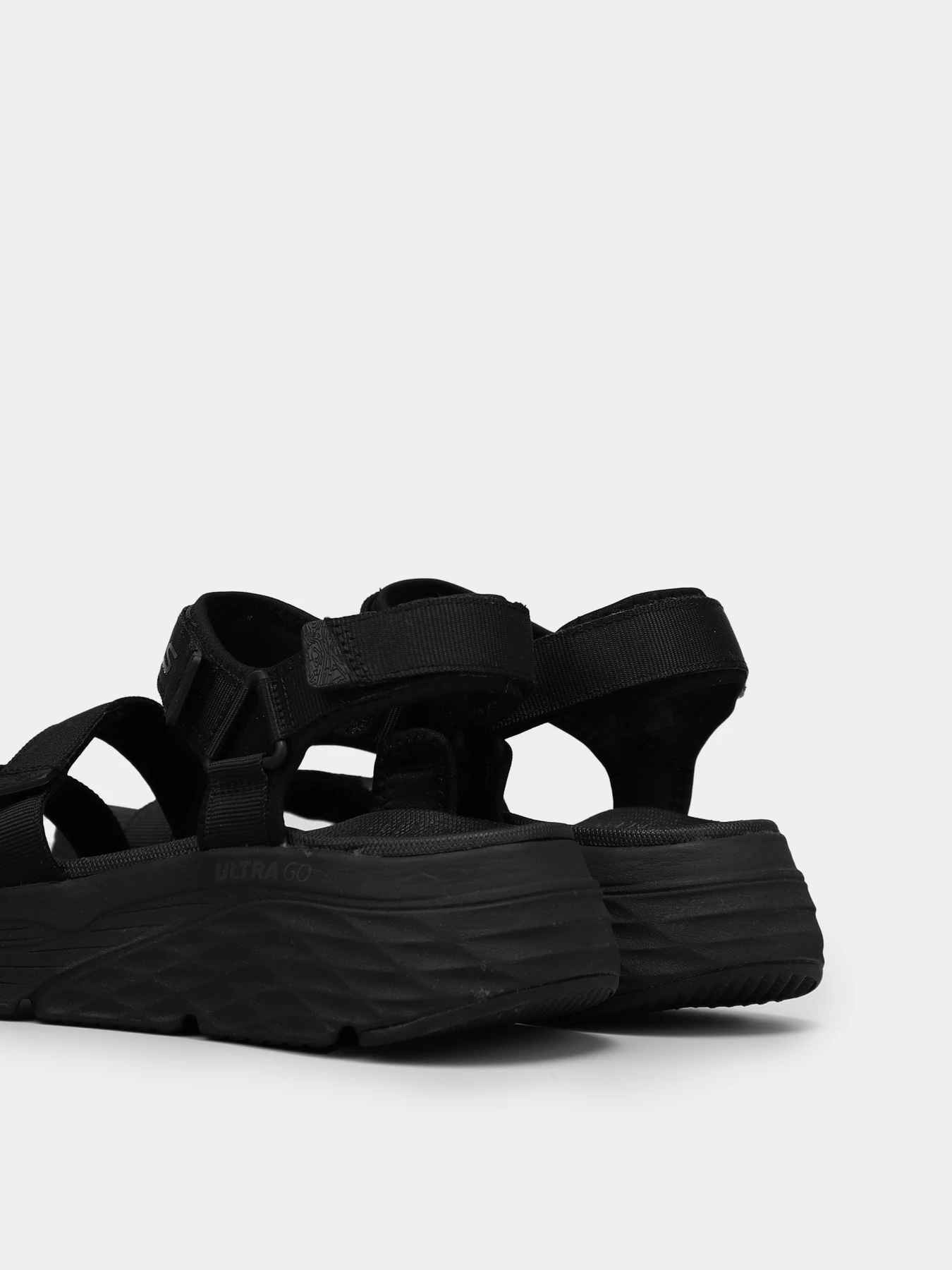 Сандалии Skechers Max Cushioning - Lured модель 140218 BBK Сандалии Skechers Max Cushioning - Lured модель 140218 BBK Фото
