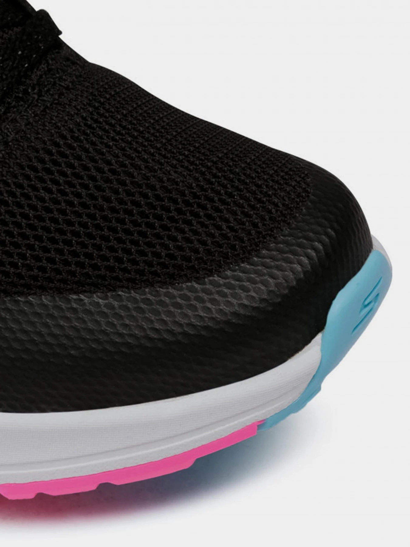 Кроссовки Skechers GOrun Consistent - Fearsome модель 128076 BKMT Кроссовки Skechers GOrun Consistent - Fearsome модель 128076 BKMT Фото