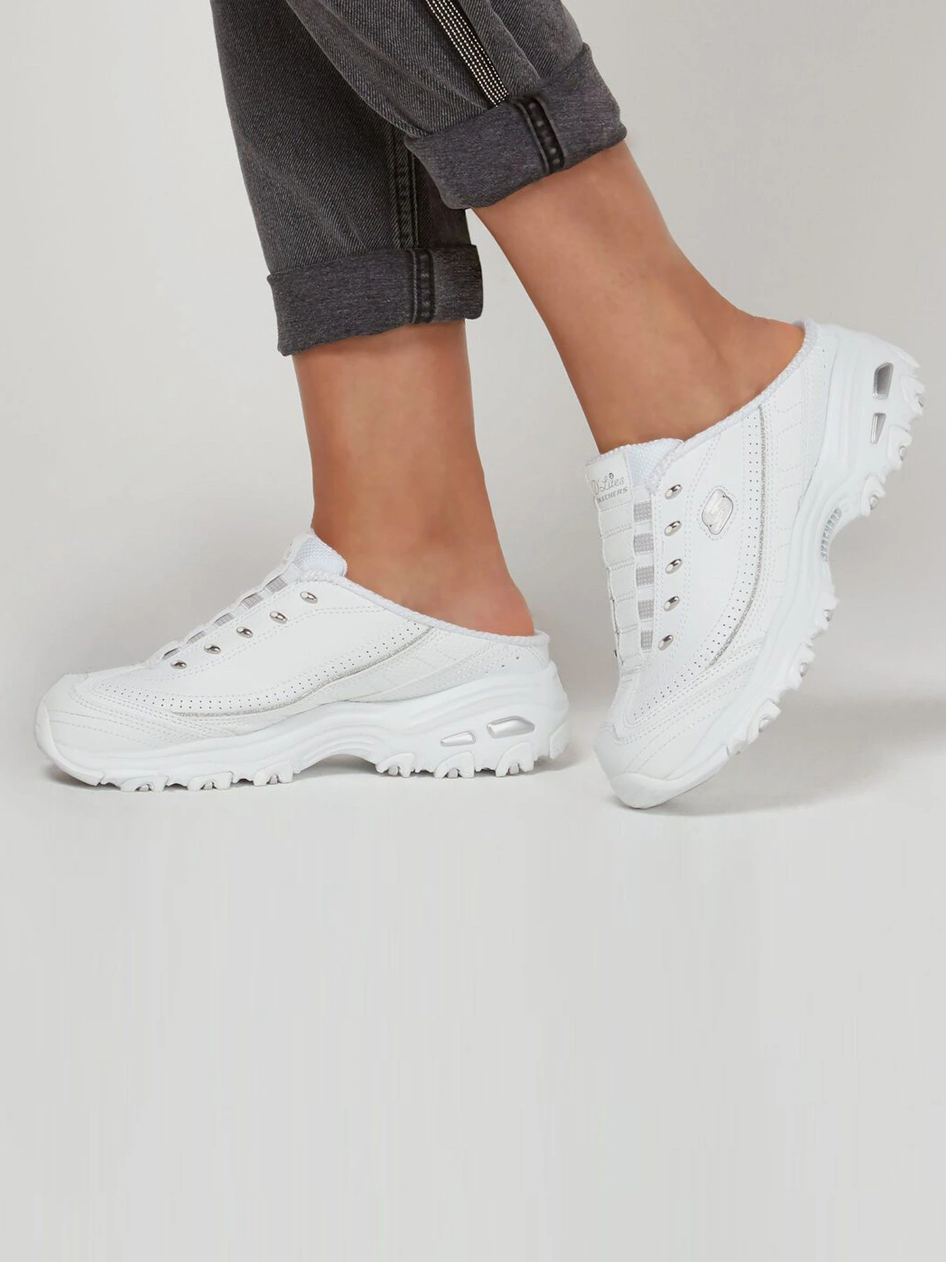 Шльопанці Skechers D'Lites - Bright Sky модель 11933 WSL Шльопанці Skechers D'Lites - Bright Sky модель 11933 WSL Фото