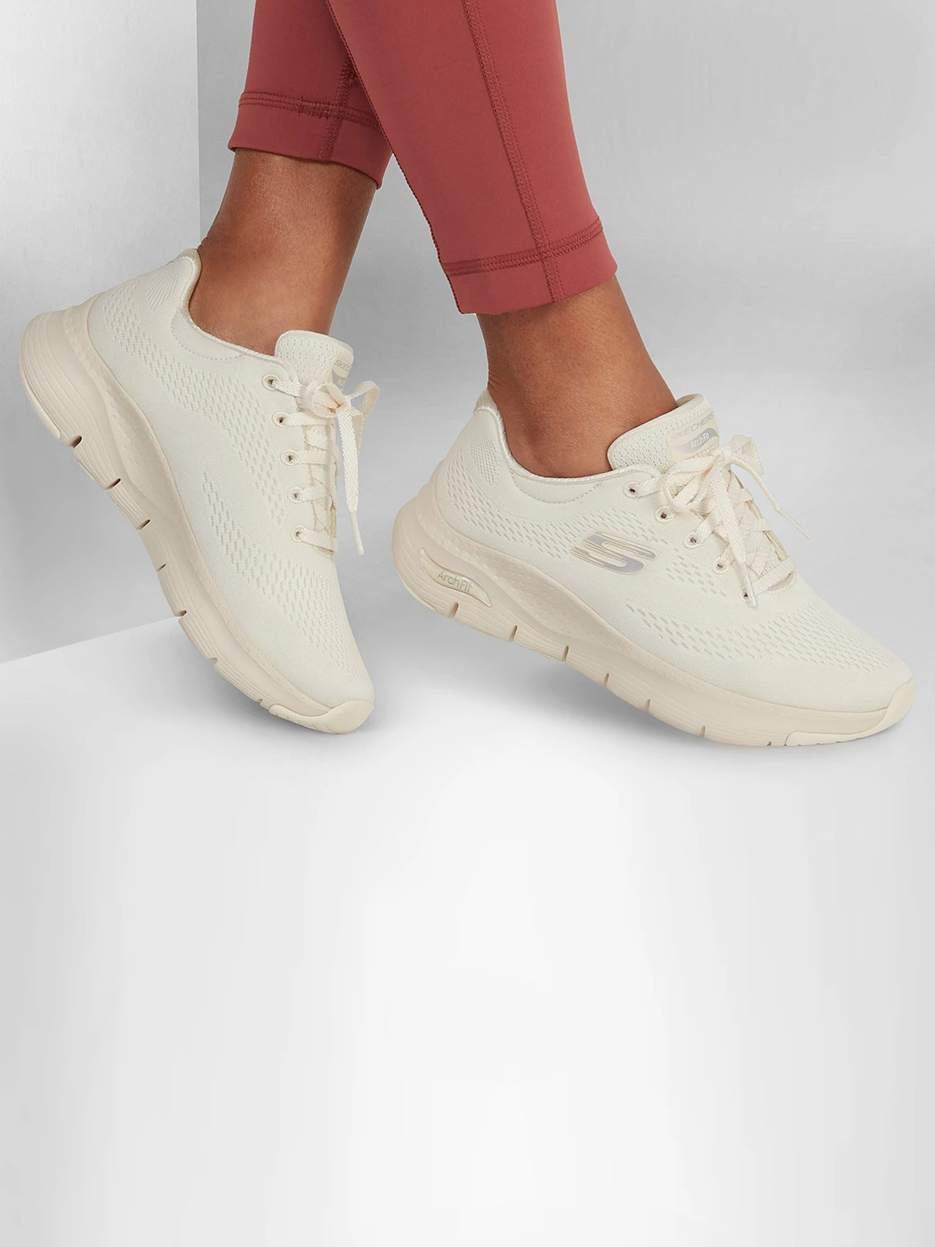 Кросівки Skechers Arch Fit - Sunny Outlook модель 149057 OFWT Фото