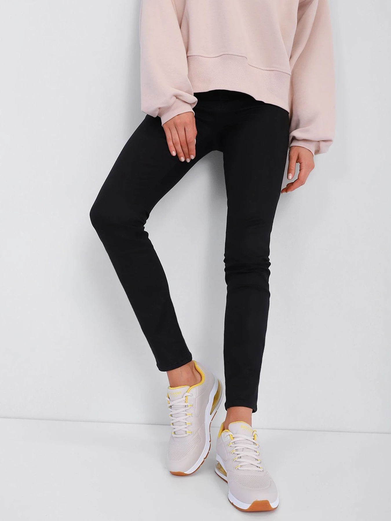 Кросівки Skechers модель 155542 NAT Кросівки Skechers модель 155542 NAT Фото