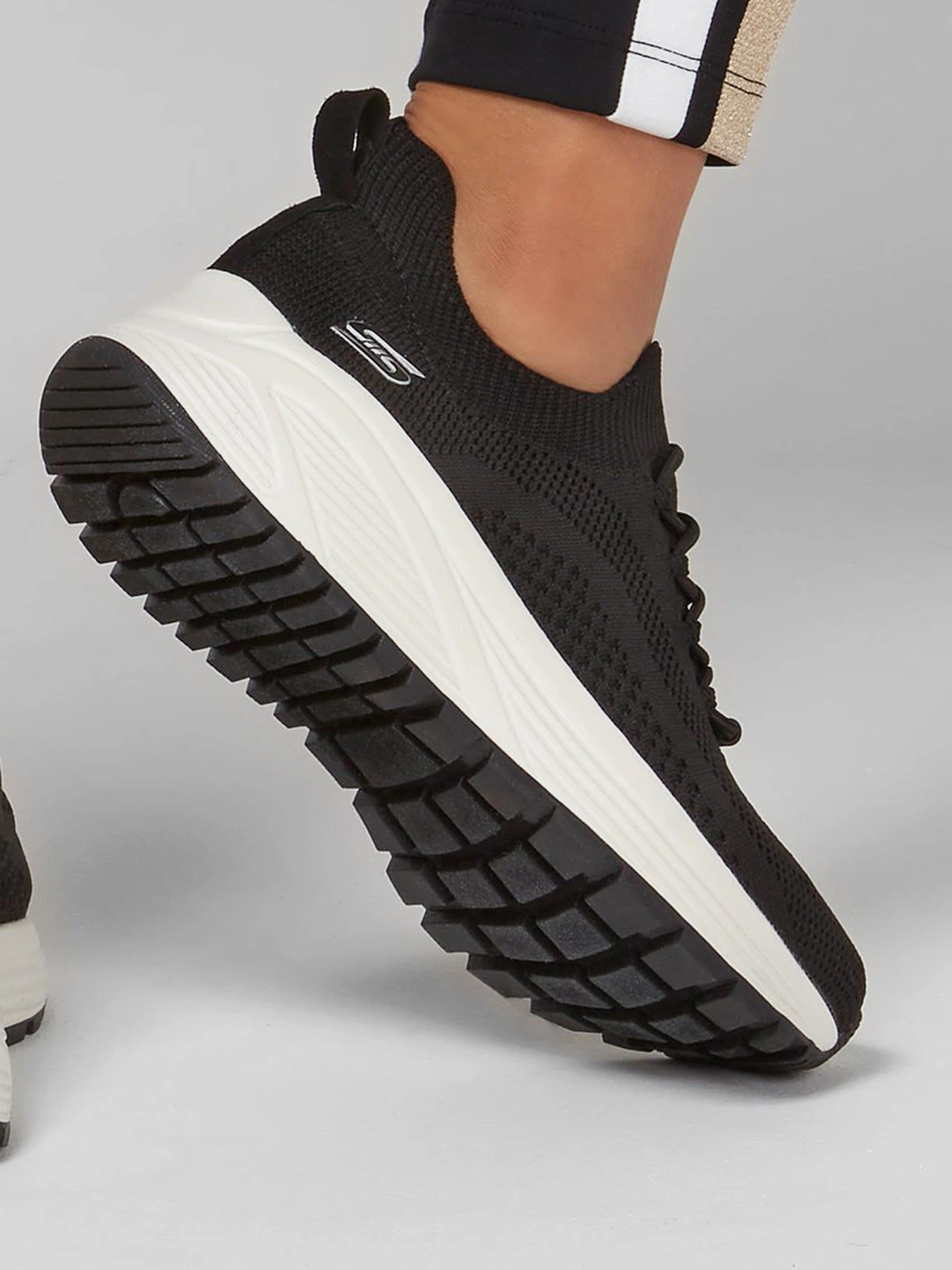 Кроссовки Skechers BOBS Sport Sparrow 2.0 – Allegiance Crew модель 117027 BLK Фото