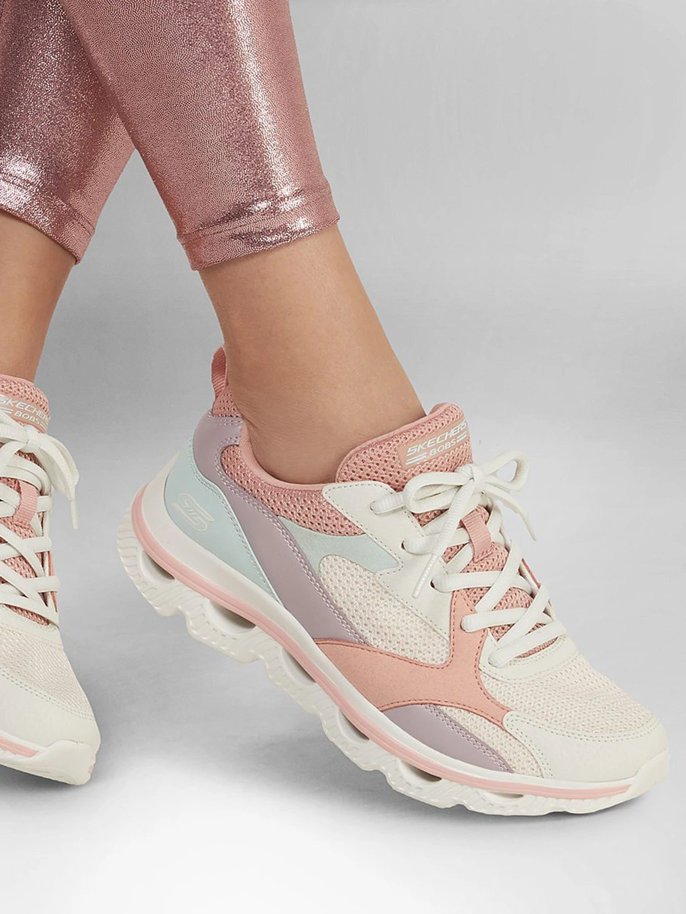 Кросівки Skechers BOBS ARC WAVES - GLIDE & FLY модель 117169 PKMT Фото