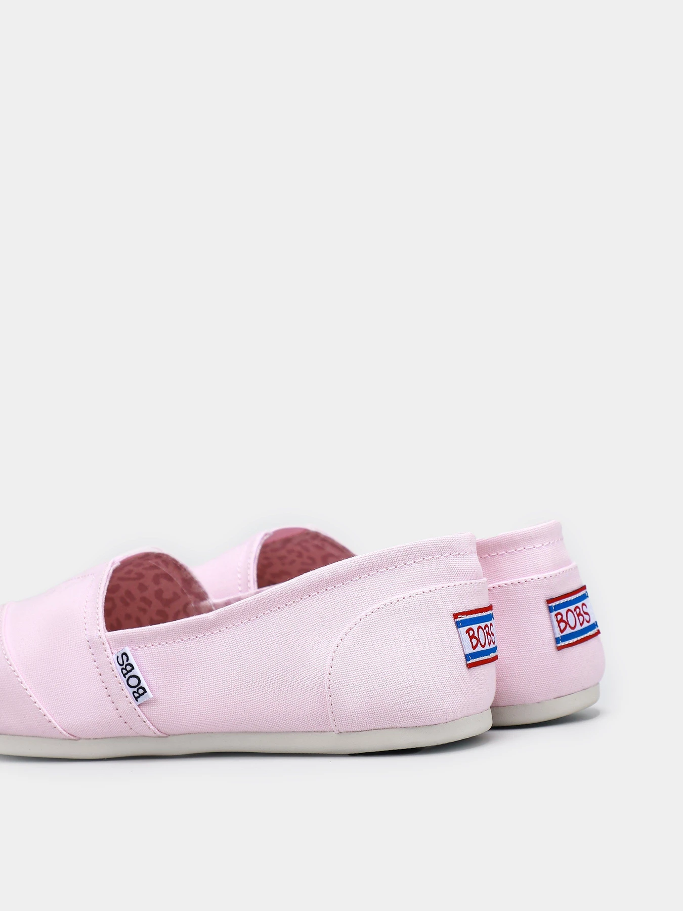 Слипоны и мокасины Skechers BOBS Plush - Peace and Love модель 33645 LTPK Фото