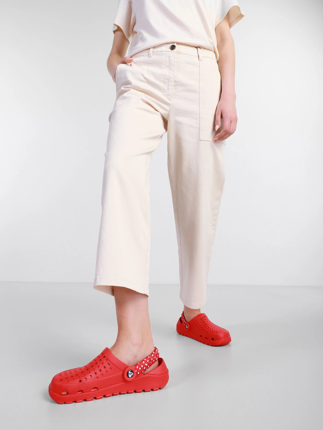 Шльопанці Skechers Foamies: Footsteps модель 111079 RED Шльопанці Skechers Foamies: Footsteps модель 111079 RED Фото