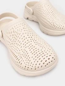 Шльопанці Skechers Foamies: GOwalk 5 модель 111144 NAT Фото