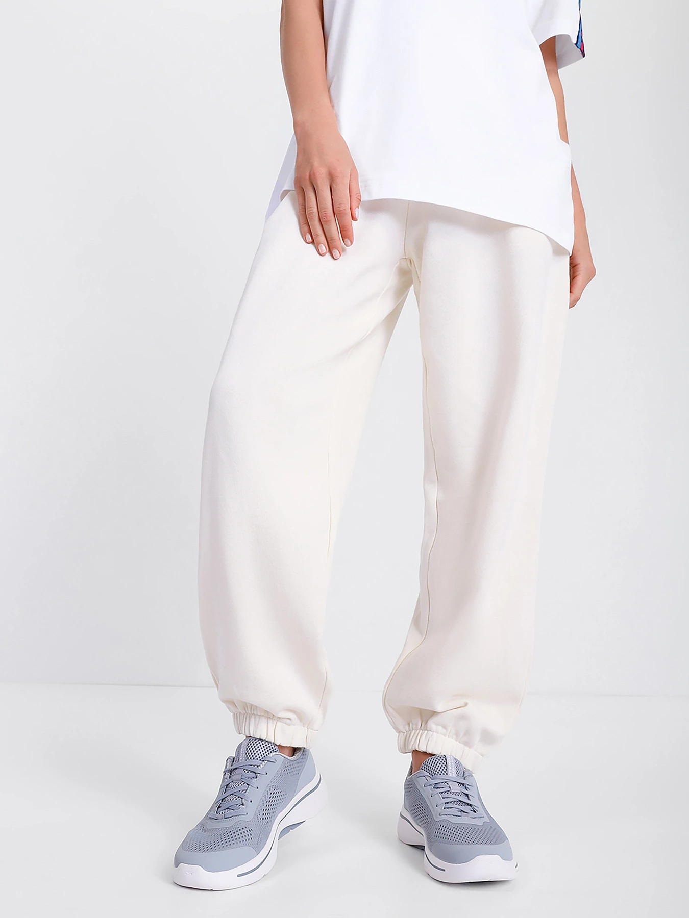 Кроссовки Skechers Go Walk Arch Fit модель 124404 GRY Кроссовки Skechers Go Walk Arch Fit модель 124404 GRY Фото