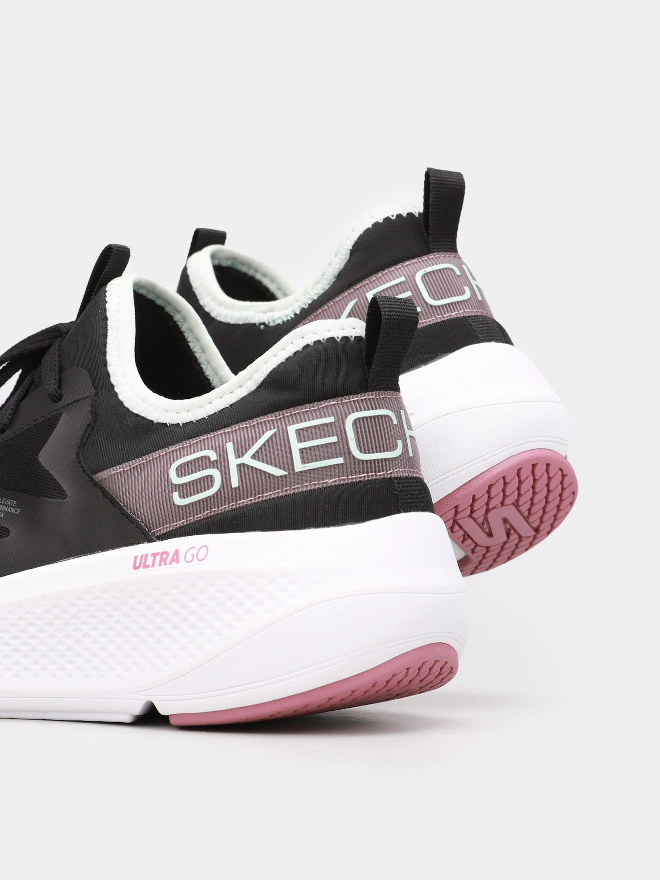 Кроссовки Skechers GOrun Elevate - Quick Stride модель 128317 BKMN Фото