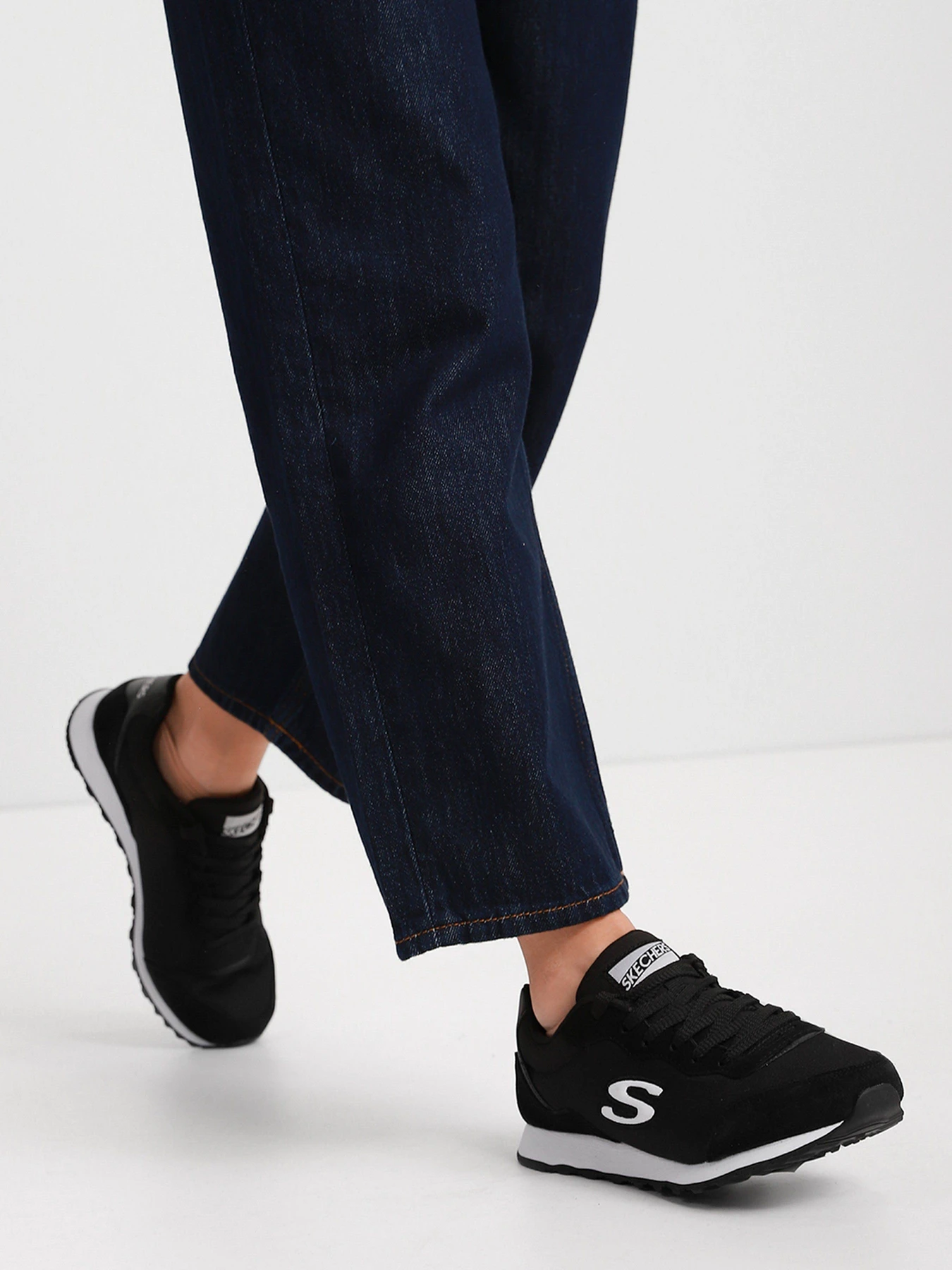 Кросівки Skechers OG 85 - Vibe'in модель 155354 BKW Кросівки Skechers OG 85 - Vibe'in модель 155354 BKW Фото