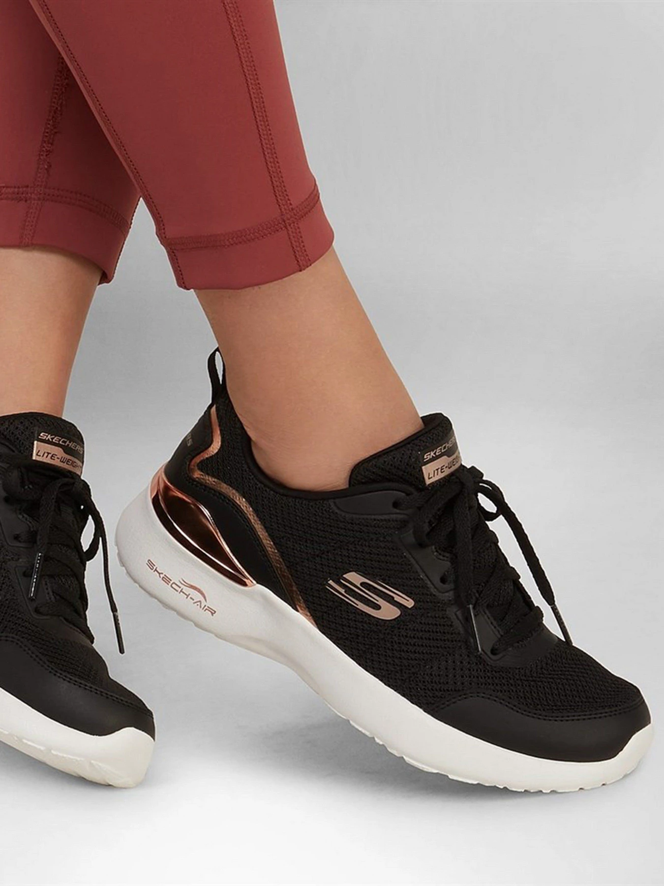 Кроссовки Skechers SKECH-AIR DYNAMIGHT модель 149660 BKRG Фото