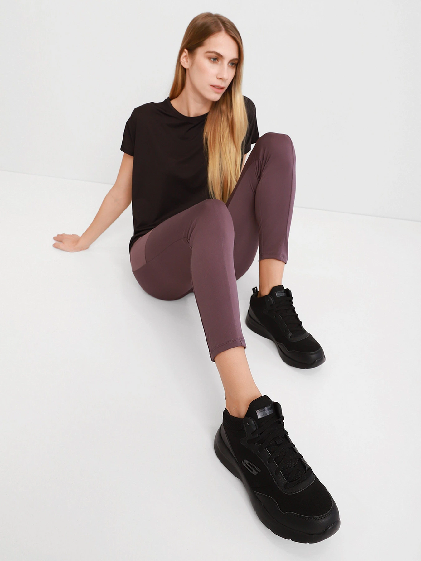 Кроссовки Skechers Dynamight 2.0 модель 66666321 BBK Фото