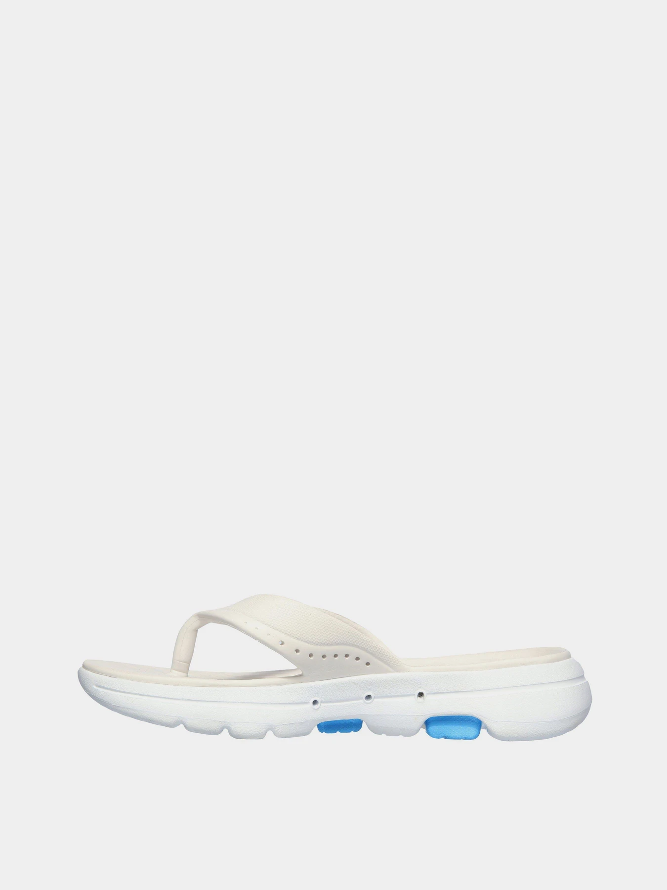Шлёпанцы Skechers Cali Gear Foamies Go Walk 5 модель 111100 WHT Шлёпанцы Skechers Cali Gear Foamies Go Walk 5 модель 111100 WHT Фото