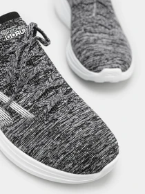 Кроссовки Skechers GOrun Fast Performance модель 128883 BKW Фото