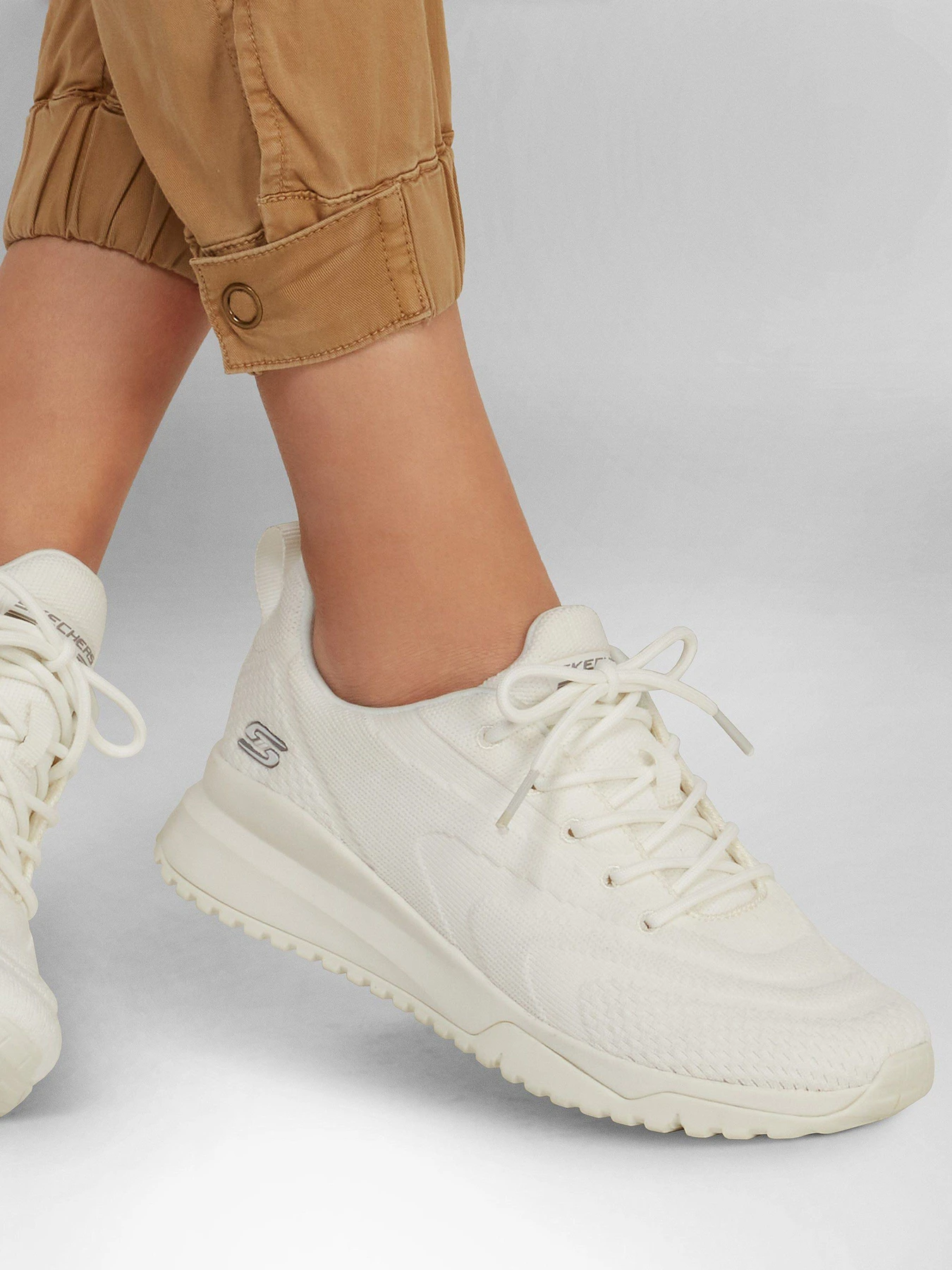 Кроссовки Skechers BOBS Sport Squad 3 модель 117178 OFWT Кроссовки Skechers BOBS Sport Squad 3 модель 117178 OFWT Фото