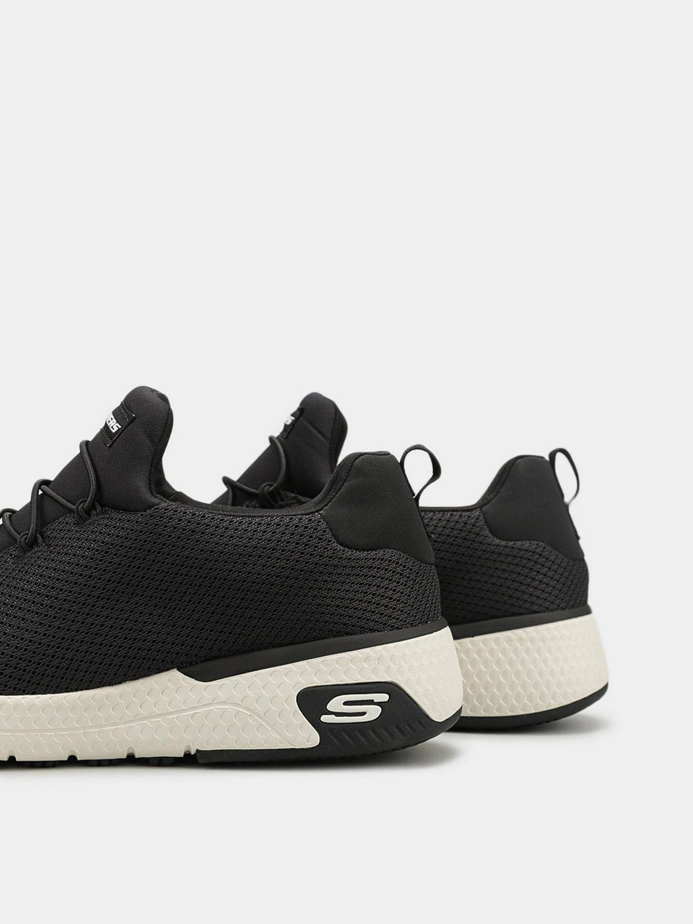 Кросівки Skechers Marsing Waiola модель 77281 BKW Фото