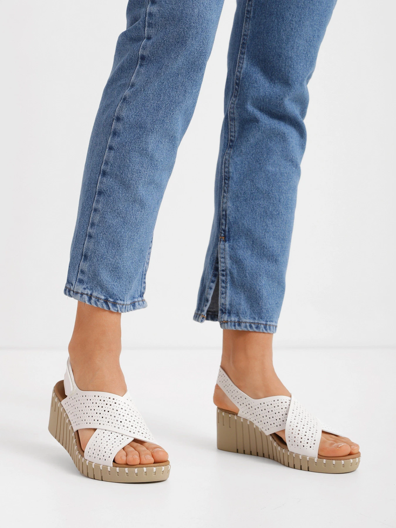 Босоножки Skechers Pier Ave - Beach Chick модель 163000 WHT Фото