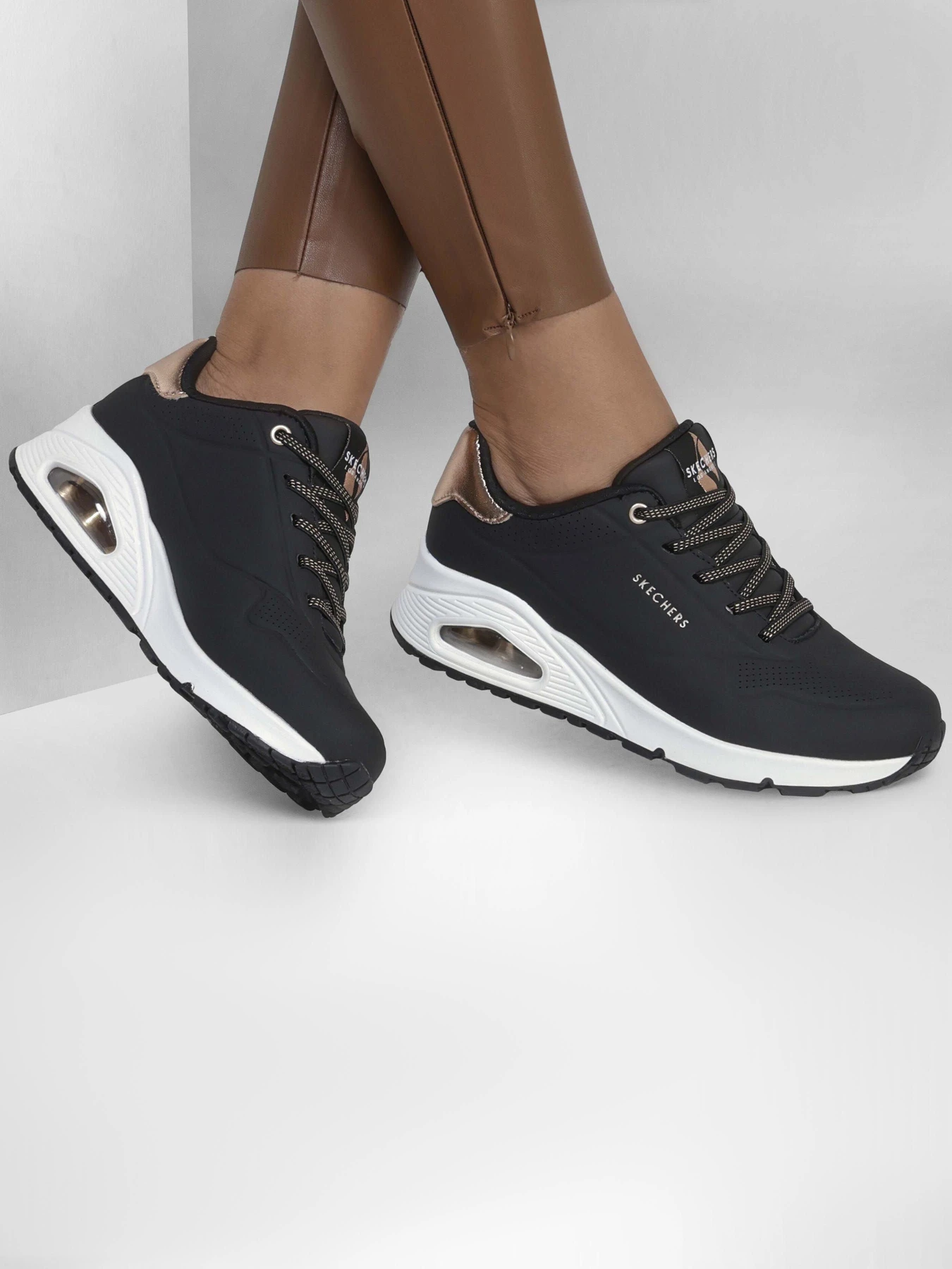 Кроссовки Skechers UNO модель 155196 BLK Кроссовки Skechers UNO модель 155196 BLK Фото