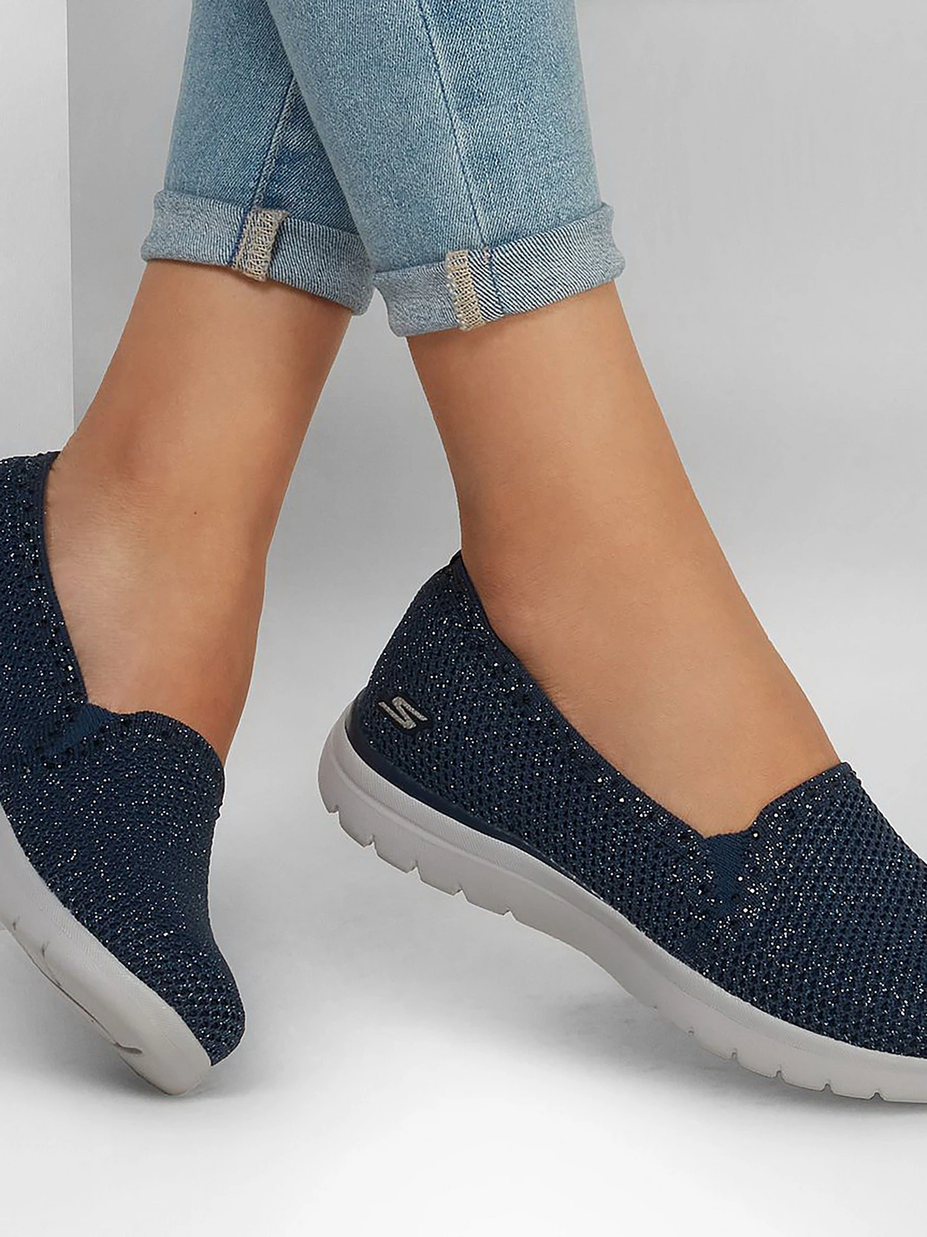 Слипоны и мокасины Skechers On-the-GO Flex - Treasure Gem модель 136412 NVY Слипоны и мокасины Skechers On-the-GO Flex - Treasure Gem модель 136412 NVY Фото