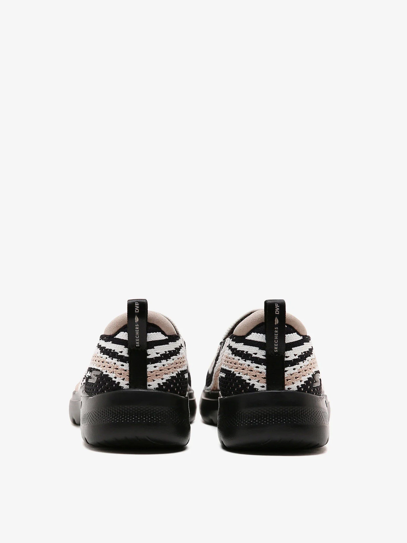 Слипоны и мокасины Skechers DVF Go Walk 6 Colab модель 124631 ZBA Фото