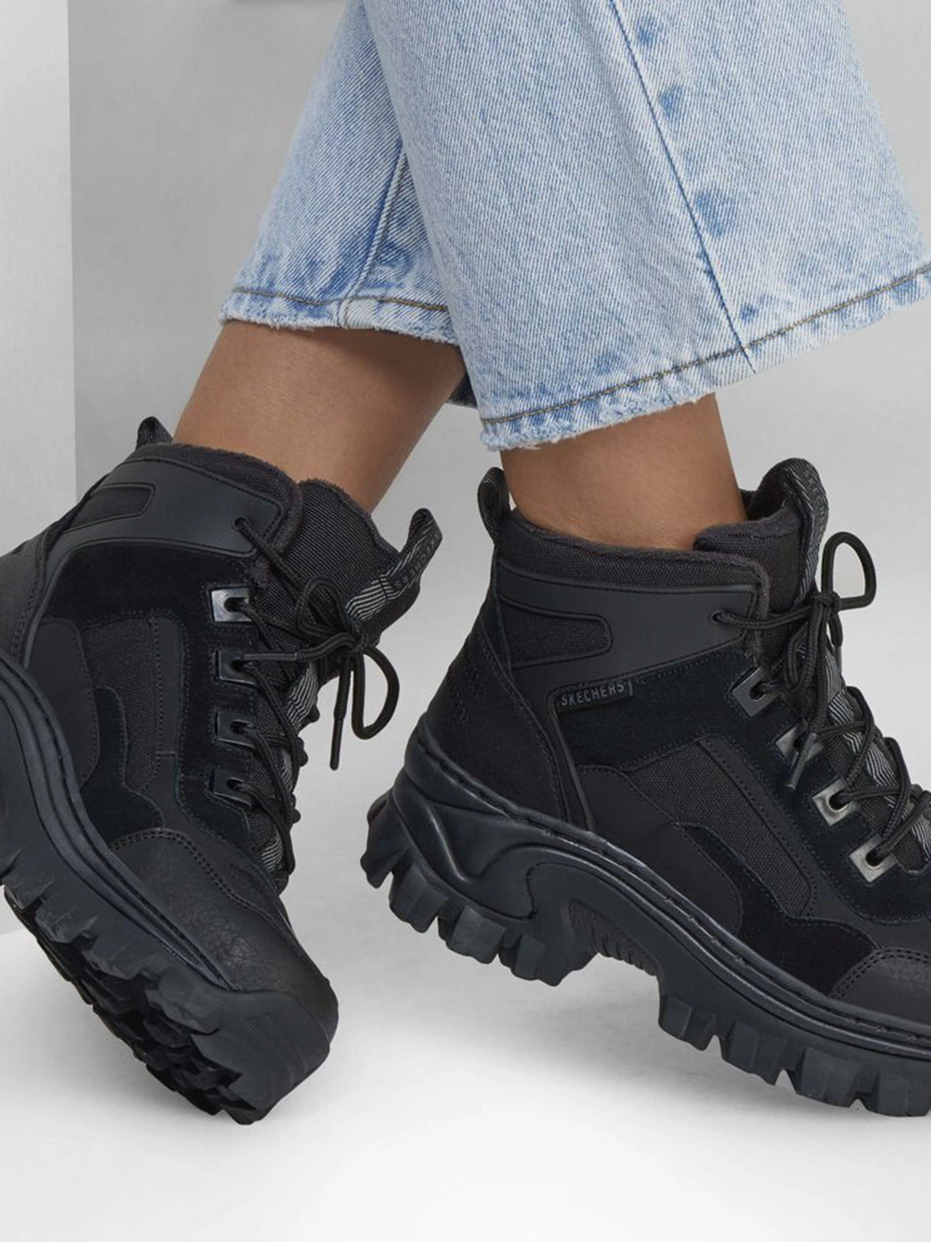 Ботинки и сапоги Skechers Hi-Ryze - I Want Tread модель 177242 BBK Ботинки и сапоги Skechers Hi-Ryze - I Want Tread модель 177242 BBK Фото