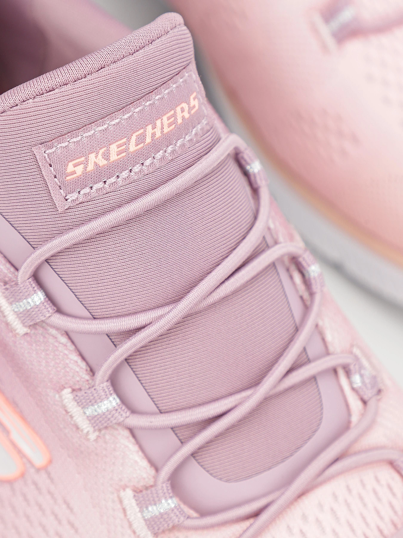 Кросівки Skechers Summits – Bright Charmer модель 149536 LTMV Кросівки Skechers Summits – Bright Charmer модель 149536 LTMV Фото