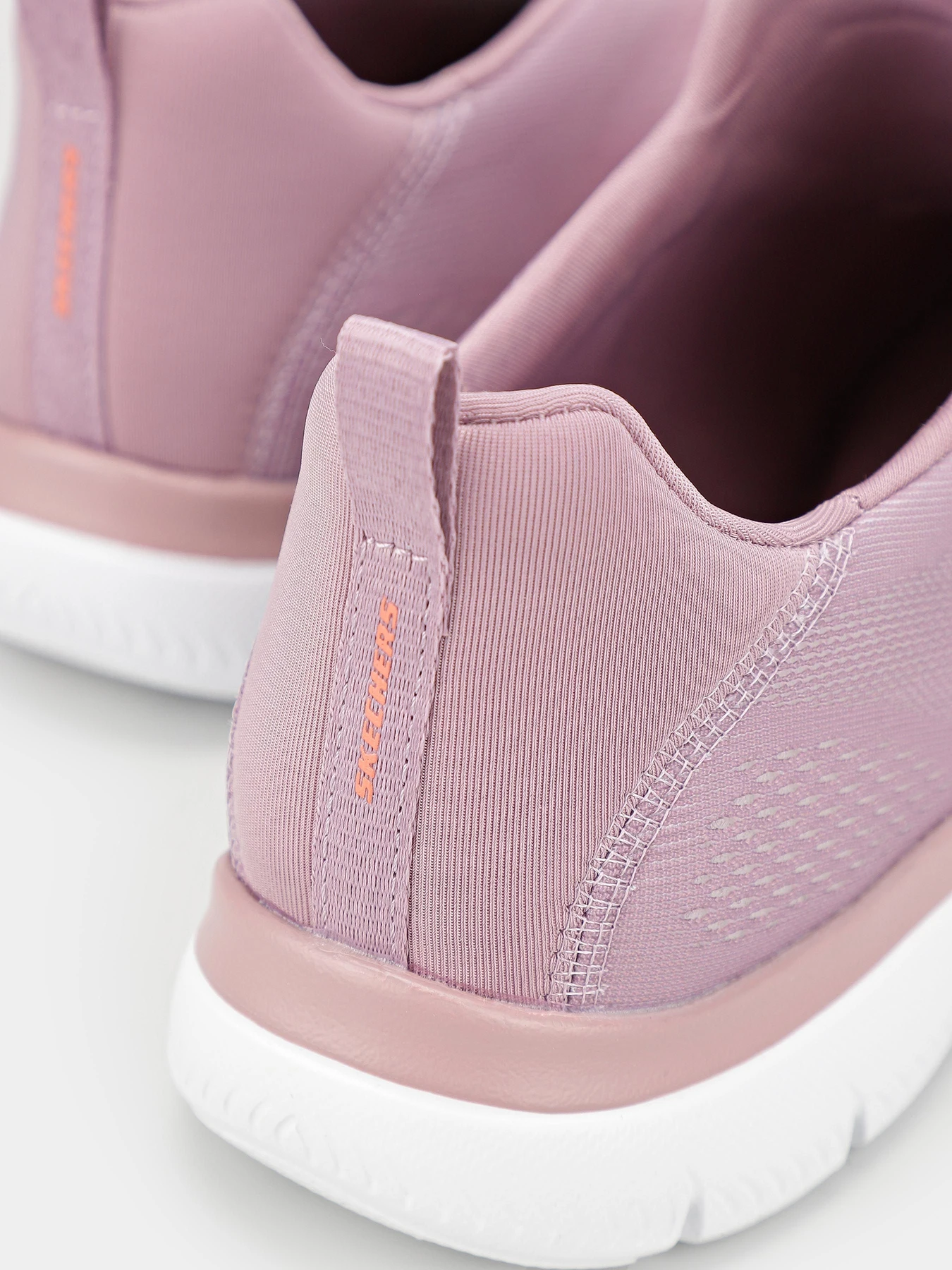 Кросівки Skechers Summits – Bright Charmer модель 149536 LTMV Кросівки Skechers Summits – Bright Charmer модель 149536 LTMV Фото