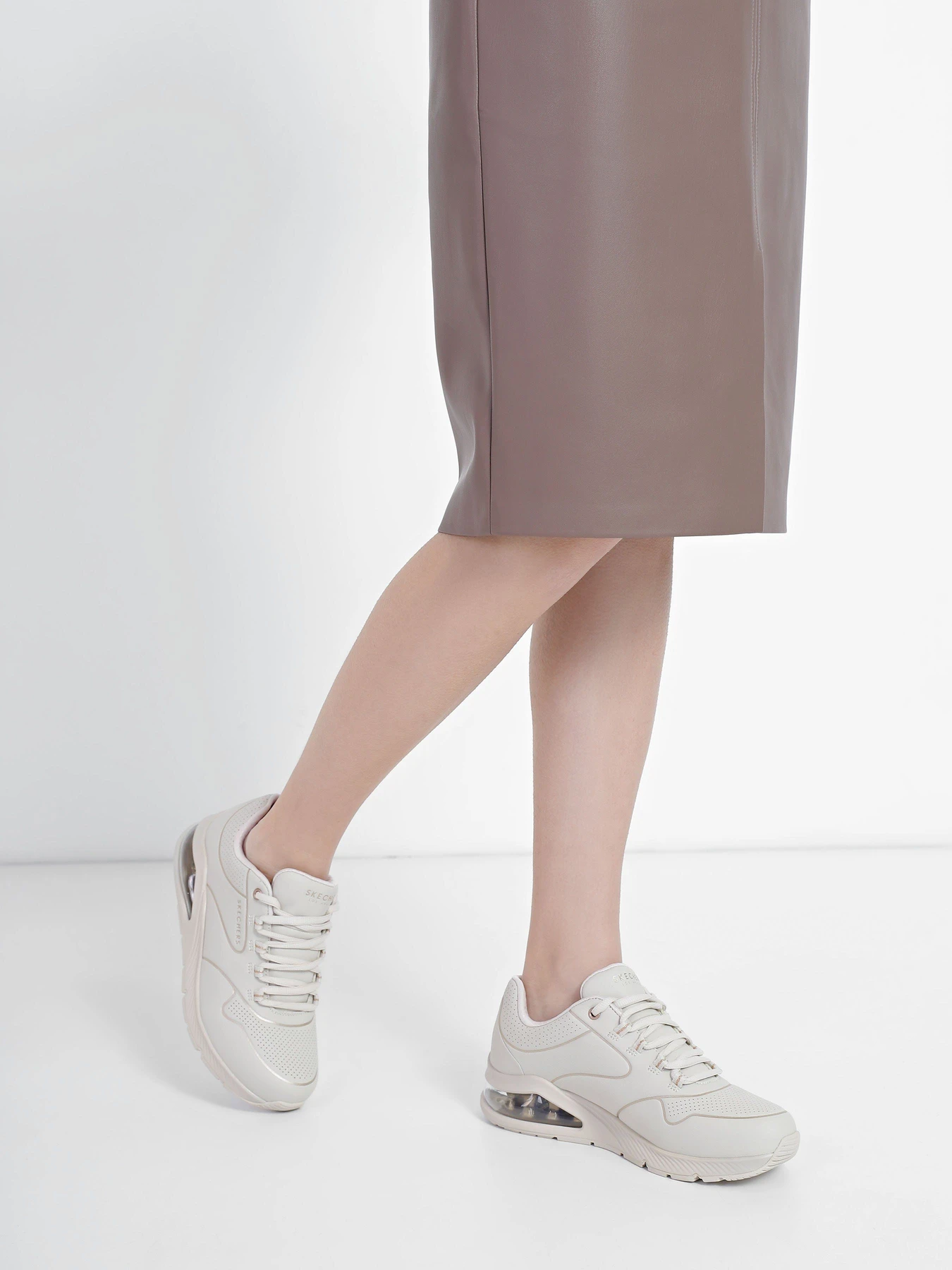 Кроссовки Skechers Uno 2 – Air Around You модель 155637 OFWT Кроссовки Skechers Uno 2 – Air Around You модель 155637 OFWT Фото