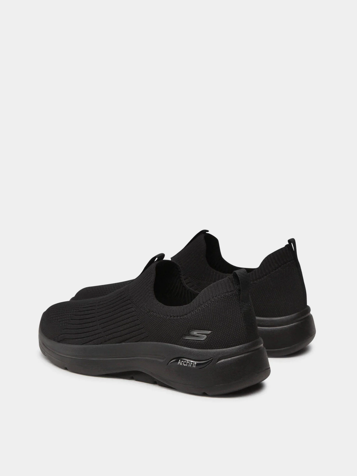 Слипоны и мокасины Skechers Skechers GOwalk Arch Fit - Iconic модель 124409 BBK Слипоны и мокасины Skechers Skechers GOwalk Arch Fit - Iconic модель 124409 BBK Фото