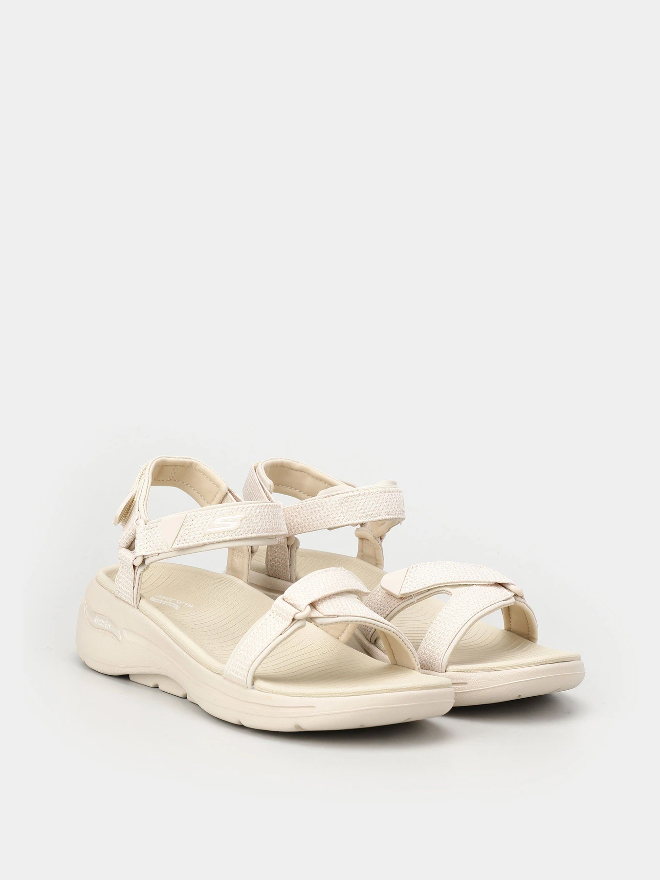 Сандалии Skechers GO WALK ARCH FIT SANDAL модель 140251 NAT Сандалии Skechers GO WALK ARCH FIT SANDAL модель 140251 NAT Фото