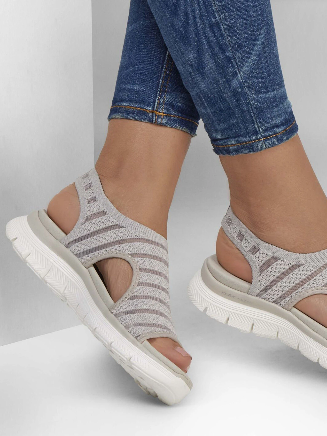 Сандалии Skechers FLEX APPEAL 4.0 модель 119479 STN Фото