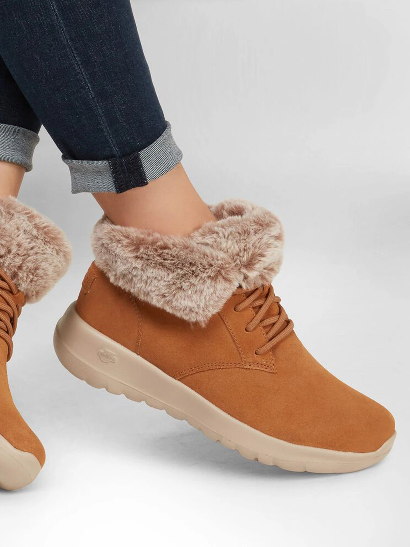 Ботинки и сапоги Skechers On-the-GO Joy - Plush Dreams модель 144042 CSNT Ботинки и сапоги Skechers On-the-GO Joy - Plush Dreams модель 144042 CSNT Фото