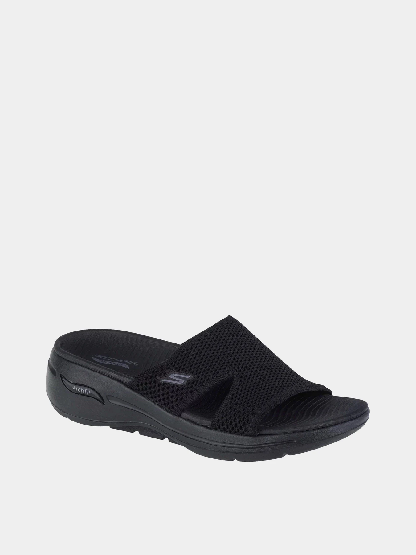 Шлёпанцы Skechers GO Walk Arch Fit модель 140274 BBK Шлёпанцы Skechers GO Walk Arch Fit модель 140274 BBK Фото