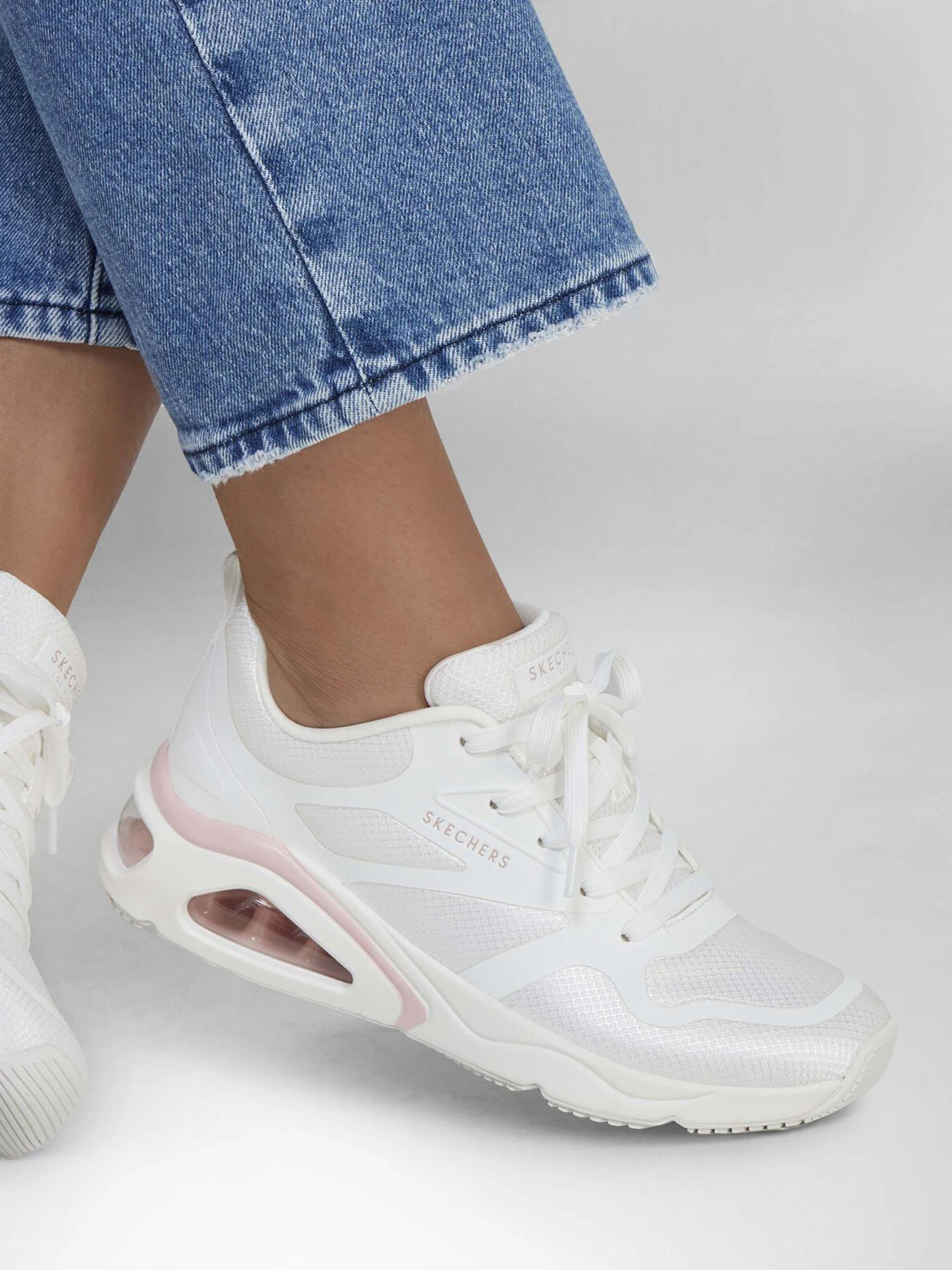 Кроссовки Skechers Tres-Air - Revolution-Airy модель 177420 WHT Кроссовки Skechers Tres-Air - Revolution-Airy модель 177420 WHT Фото
