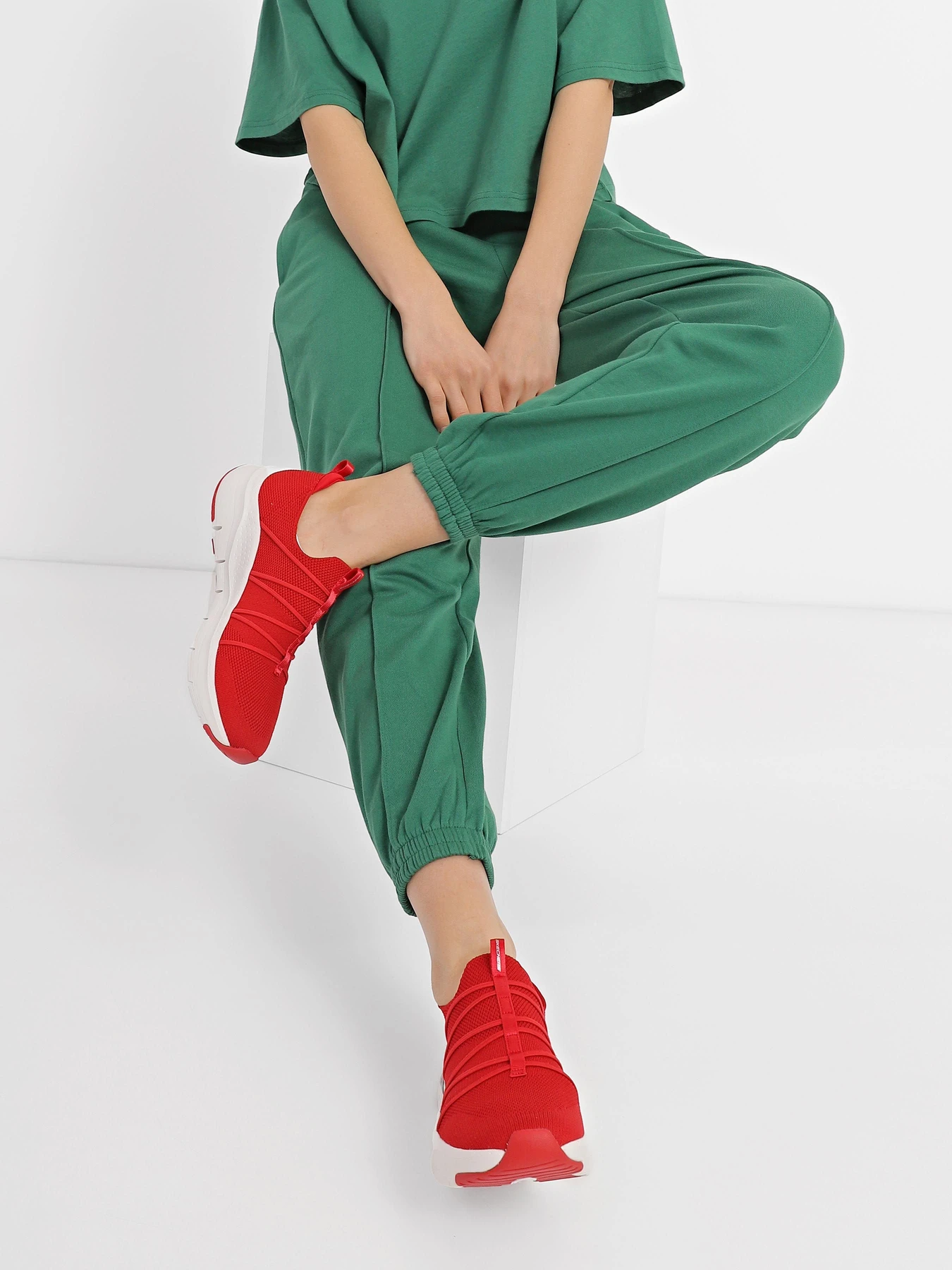 Слипоны и мокасины Skechers Meditation – Gala Dance модель 149564 RED Фото