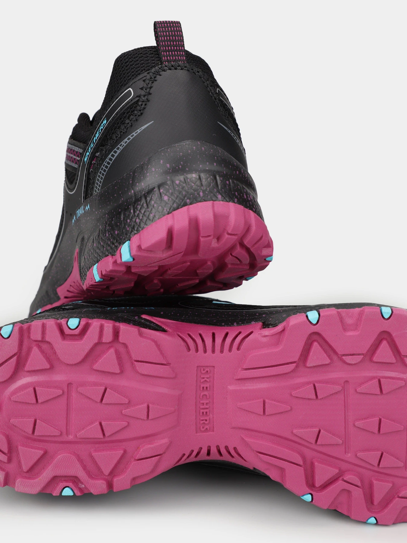Кросівки Skechers Vast Adventure модель 149820 BKPR Кросівки Skechers Vast Adventure модель 149820 BKPR Фото