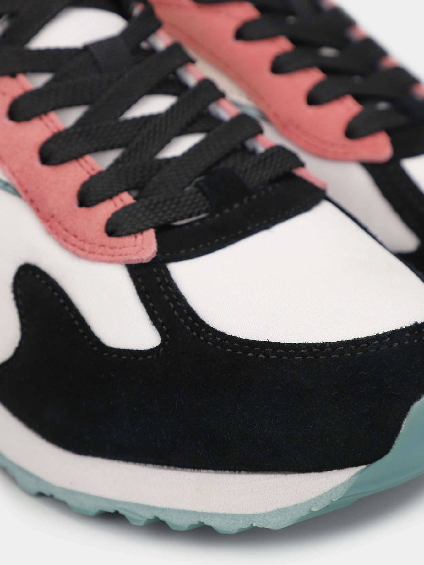 Кросівки Skechers OG 85 - Swift and Sleek модель 177001 WMLT Фото