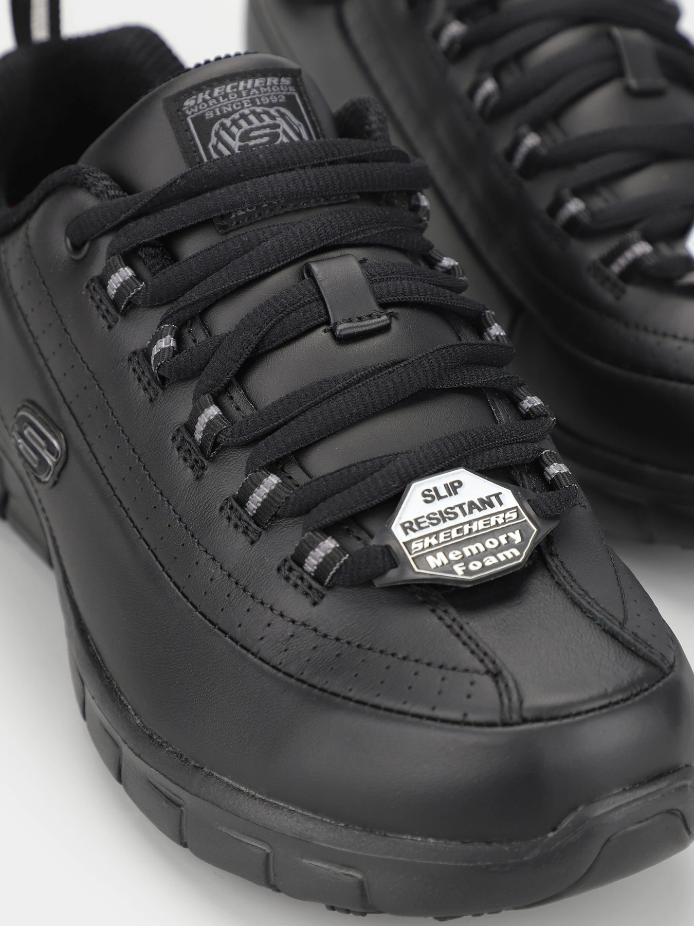 Кросівки Skechers Work Relaxed Fit: Sure Track - Trickel модель 76550EW BLK Фото