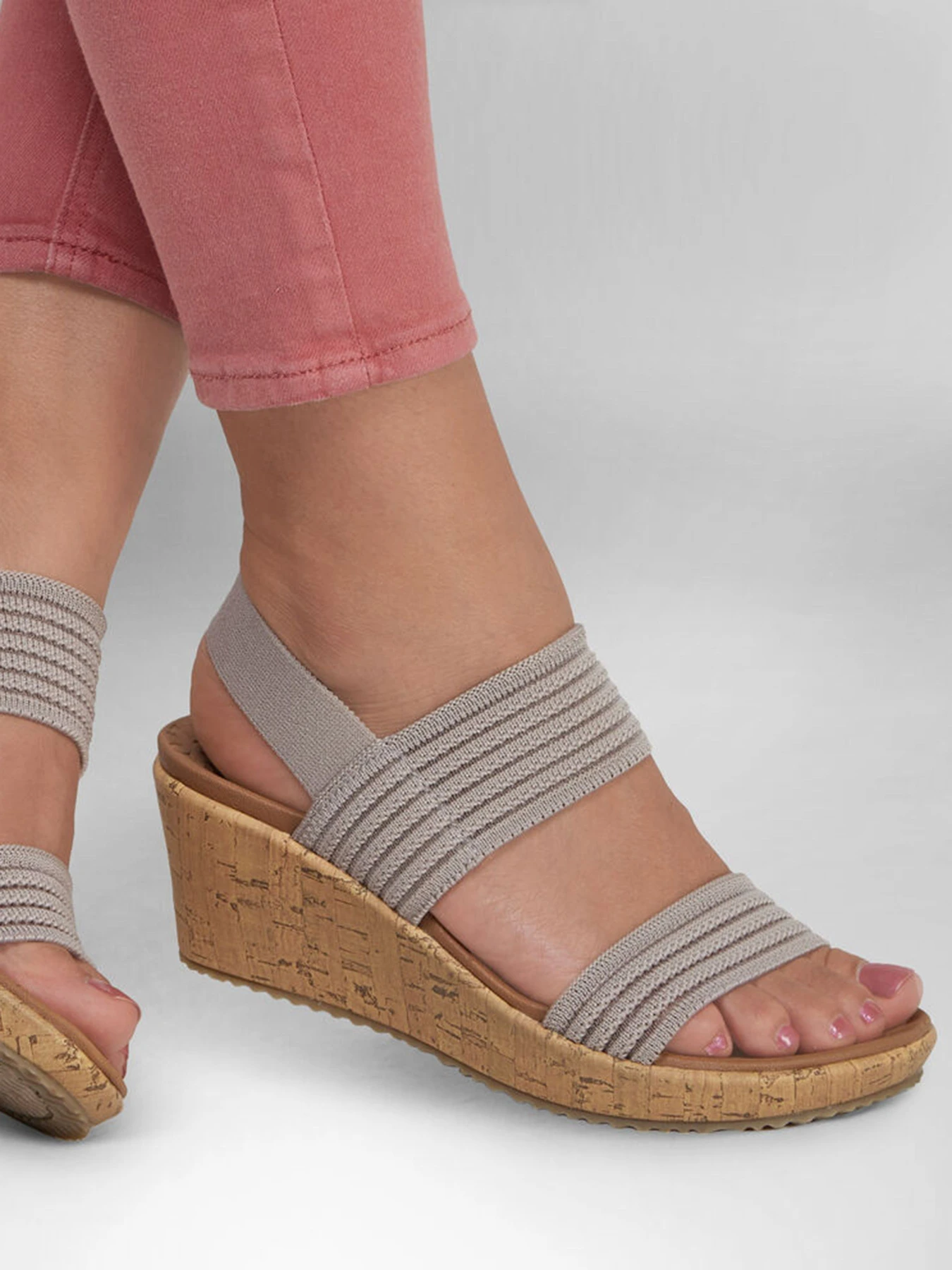 Босоножки Skechers Beverlee - Sheer Luck модель 119571 TPE Босоножки Skechers Beverlee - Sheer Luck модель 119571 TPE Фото