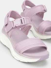 Сандалии Skechers Relaxed Fit: D'Lux Walker - Daily Outing модель 119824 LAV Фото