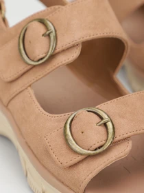 Сандалії Skechers Easy Going - Certified Charm модель 163431 TAN Фото