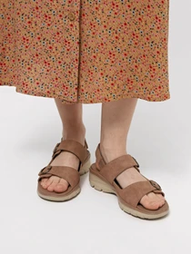 Сандалії Skechers Easy Going - Certified Charm модель 163431 TAN Фото