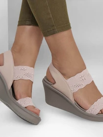 Босоножки Skechers Rumble On - New Crush модель 119601 BLSH Фото
