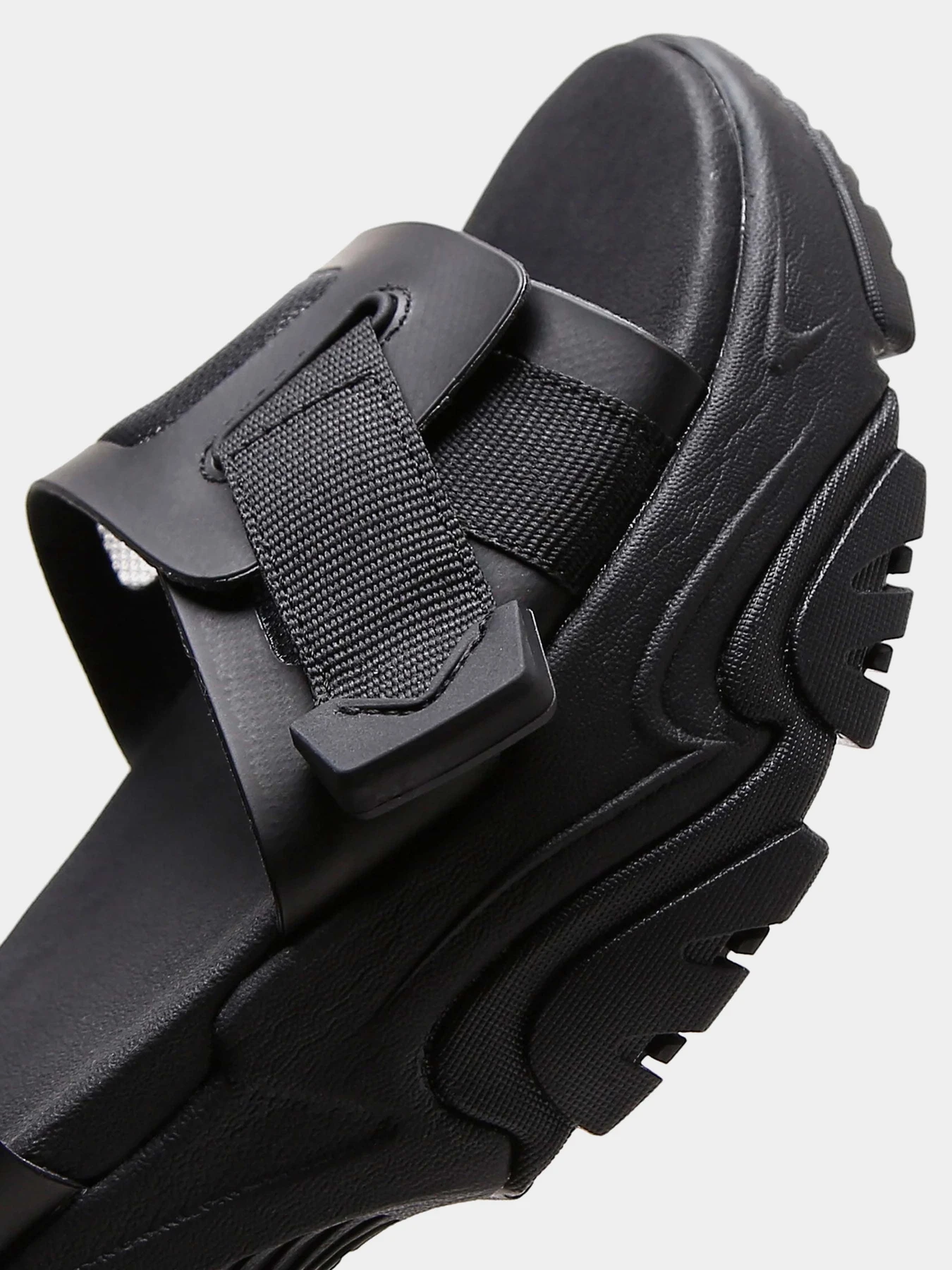 Сандалии Skechers STAMINA V2 модель 119858 BBK Фото