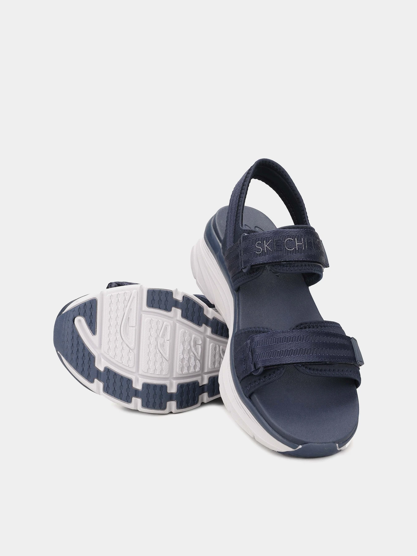 Сандалии Skechers "
D'LUX WALKER SANDAL" модель 119823 NVY Сандалии Skechers "
D'LUX WALKER SANDAL" модель 119823 NVY Фото