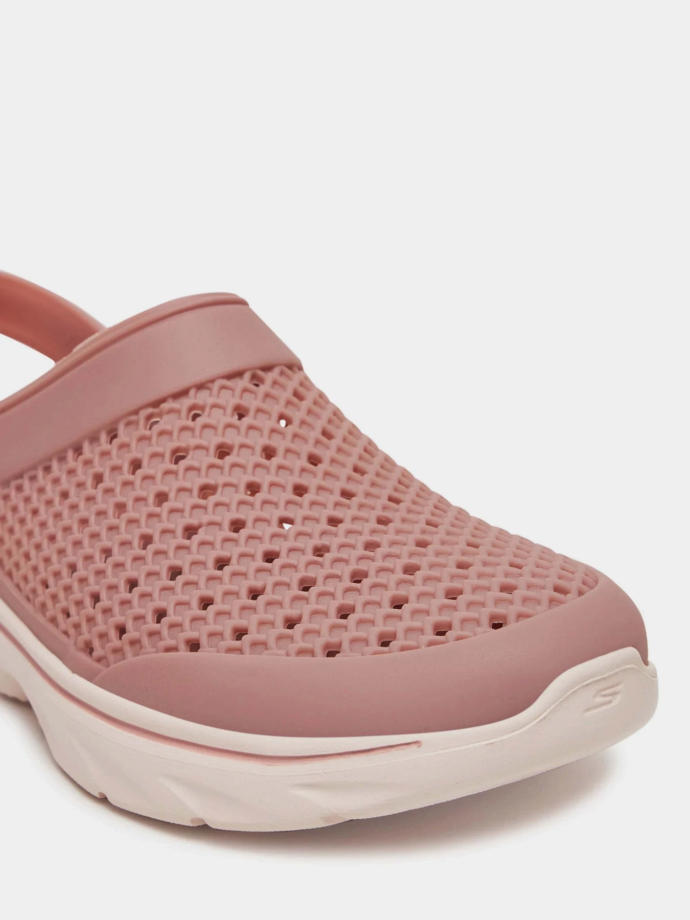 Шльопанці Skechers "
GO WALK 7 FOAMIES" модель 111482 ROS Шльопанці Skechers "
GO WALK 7 FOAMIES" модель 111482 ROS Фото