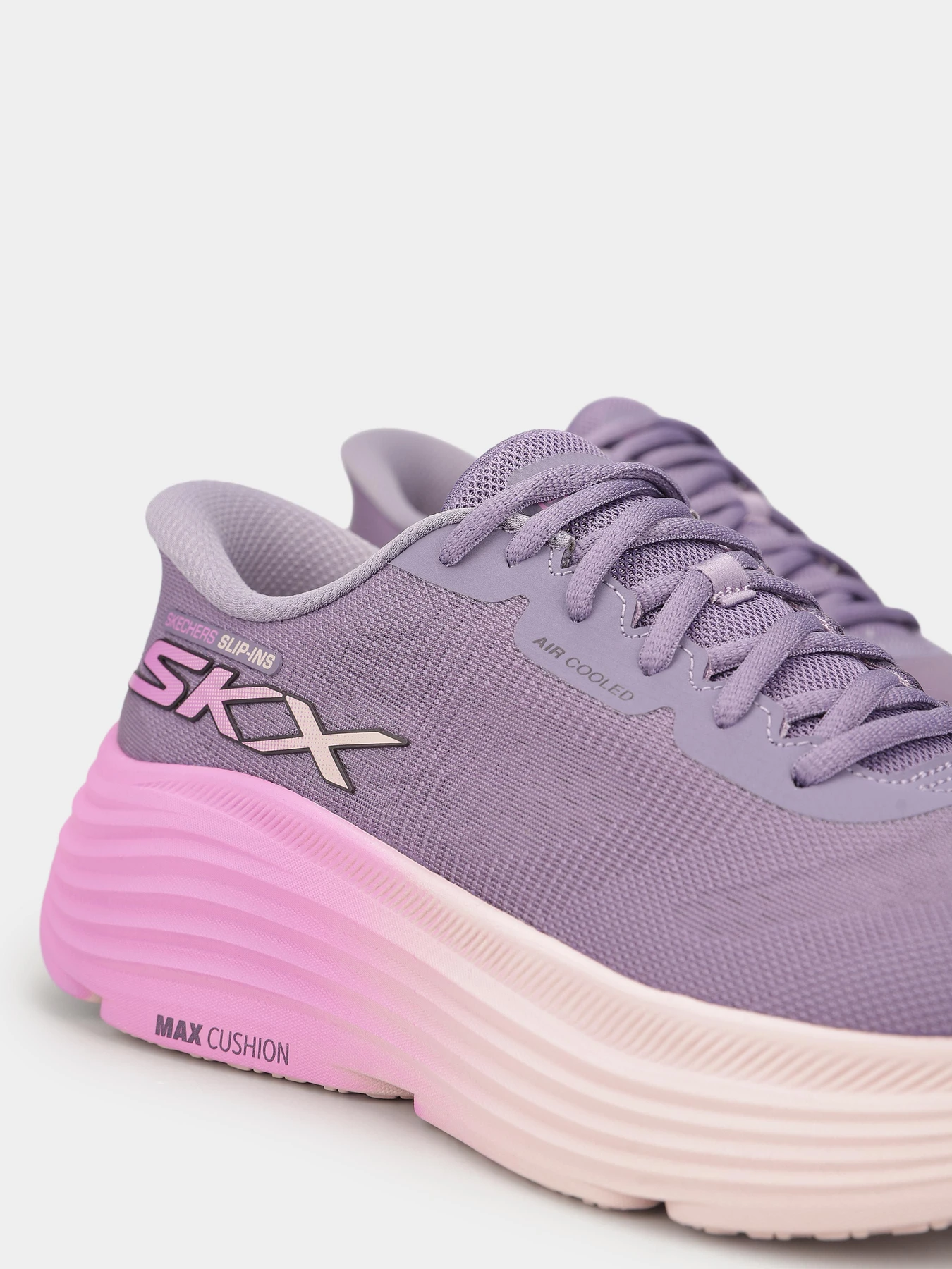 Кроссовки Skechers MAX CUSHIONING ENDEAVOUR модель 129473 PUR Кроссовки Skechers MAX CUSHIONING ENDEAVOUR модель 129473 PUR Фото